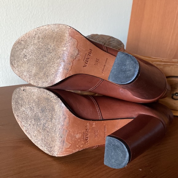 Prada Block Heel Donna Boots - Picture 4 of 10